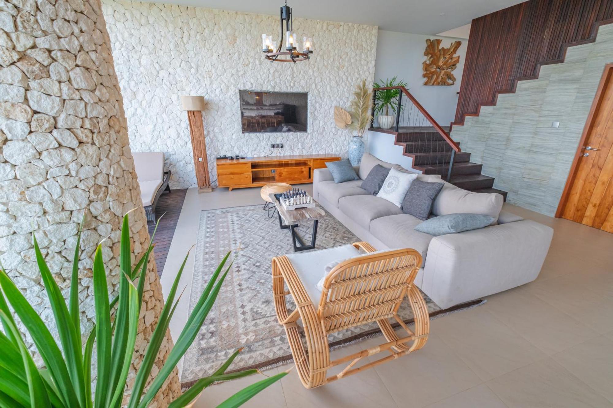 Villa Kaliente Toyapakeh Exterior photo