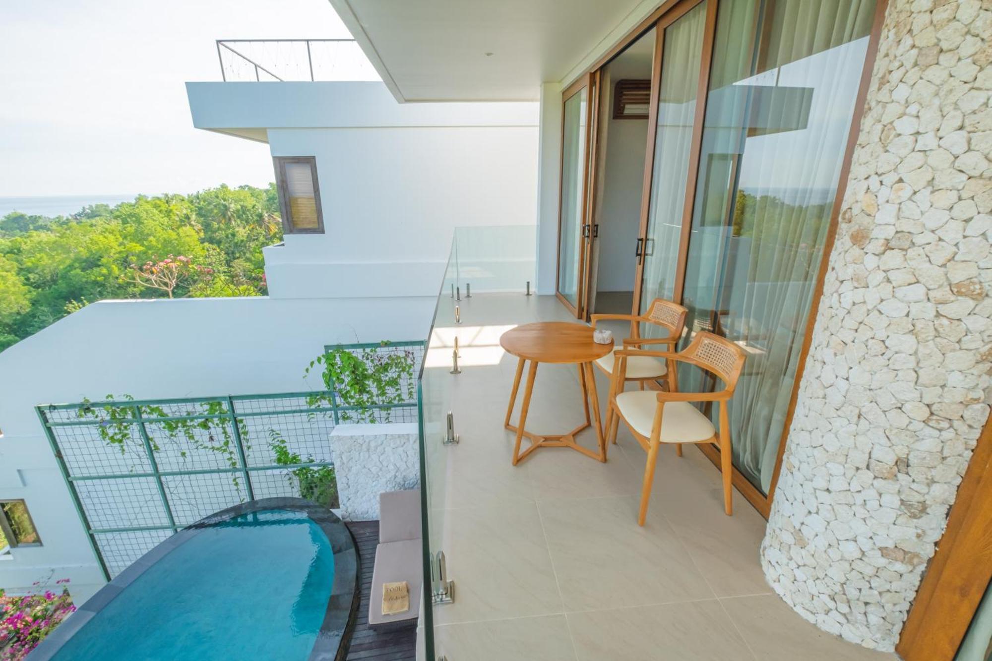 Villa Kaliente Toyapakeh Exterior photo
