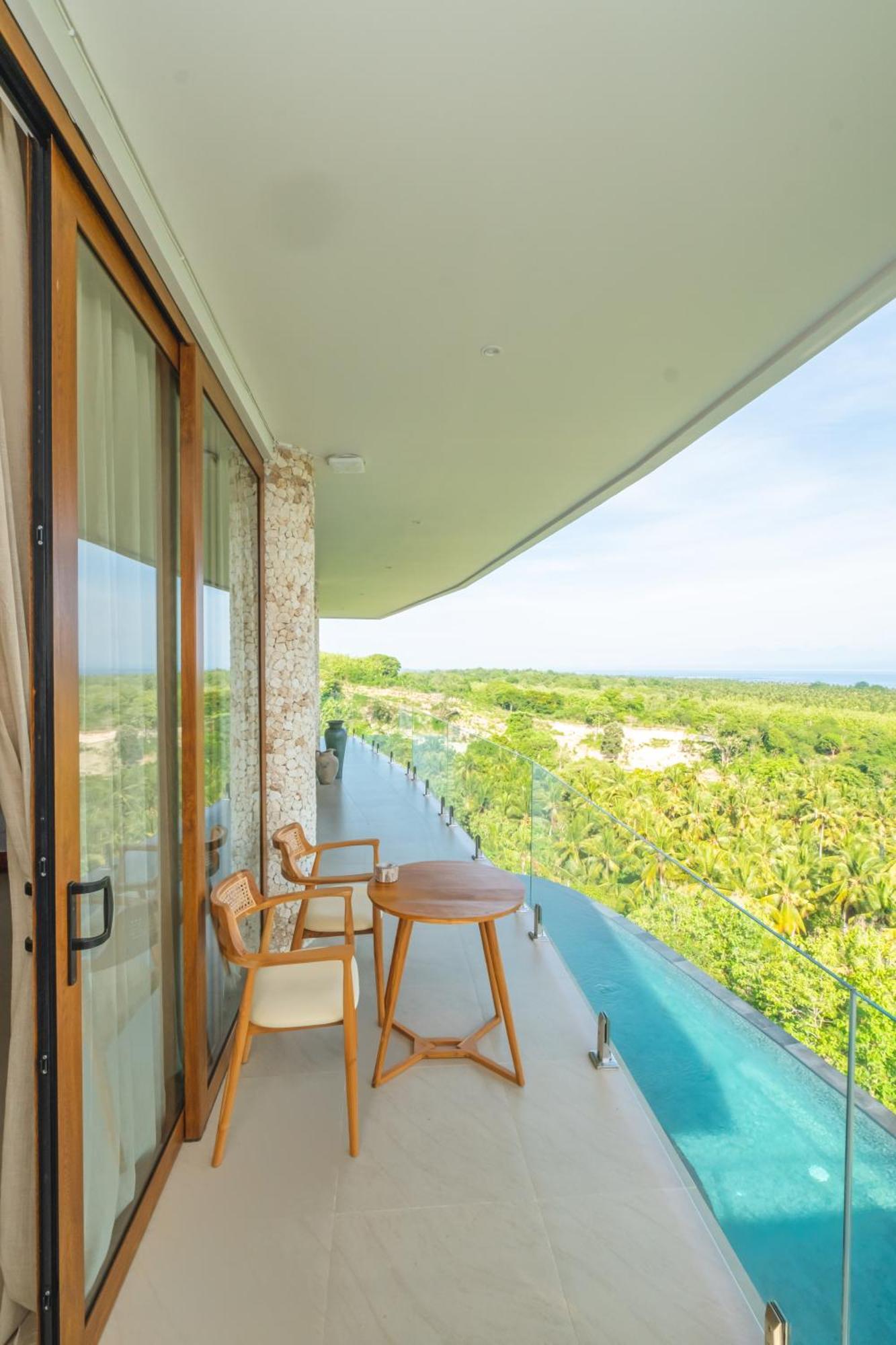 Villa Kaliente Toyapakeh Exterior photo
